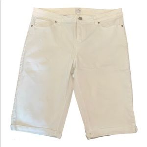New York & Company Soho White Bermuda Jean Short